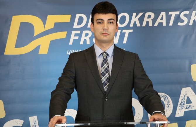 Jovanović: Lakočević i Radonjić štite  odbornike DPS-a koji su u konfliktu interesa