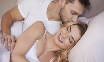 Šaputanje na jastuku jača ljubav