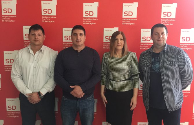 SD: Novljani sigurno ne žele sudbinu Budve i Kotora