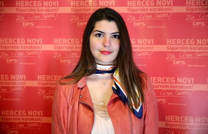 DPS: Opozicija pokazuje koliko poštuje CG