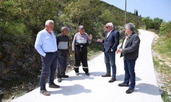 Porobić: Tu sam da nakon pobjede poboljšamo seosku infrastrukturu