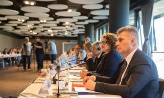 Brajović: Svi imaju odgovornost da daju doprinos većem učešću žena u politici