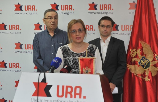 Grbavčević: Poboljšati položaj žena u Crnoj Gori