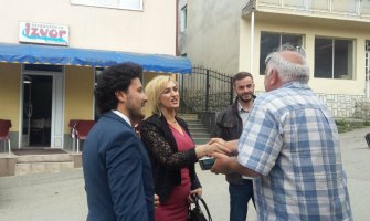 Abazović u Plavu: Nesposobna Vlada odlučila da iseli cijeli sjever