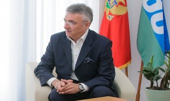 Vlahović ambasador u Vatikanu