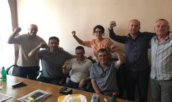 Poslanici DF i dalje u Skupštini: Ostaćemo i mjesecima ako bude potrebno