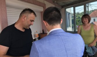 Demokrate u Podgranicama: Imamo solarnu rasvjetu, a nemamo asfalt