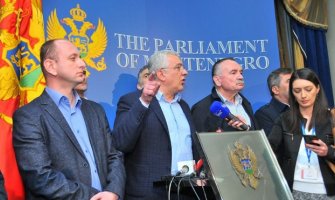 DF: Izdržali smo tri decenije, izdržaćemo i sve što slijedi