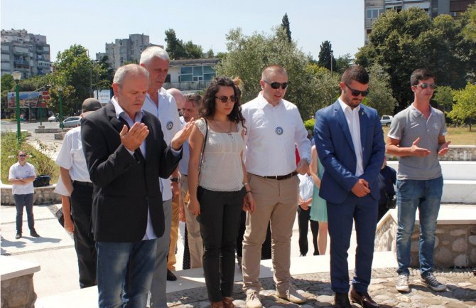 LP: Sjećanja na genocid u Srebrenici ljudska obaveza