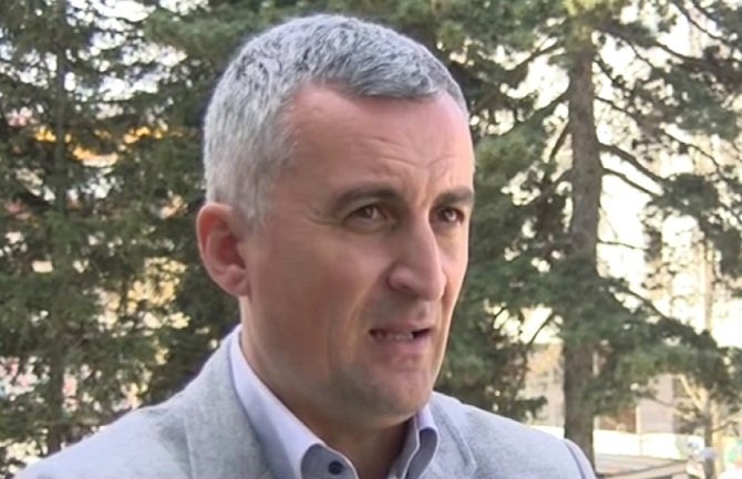 Janjušević krizu u opoziciji ocjenjuje kao naručenu za DPS