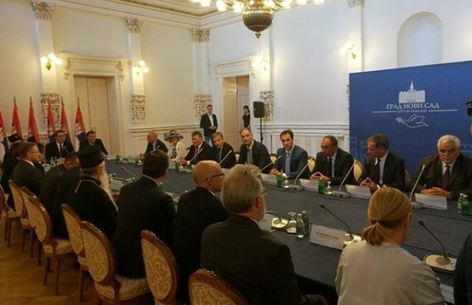 Milačić na sastanku kod Vučića: Oluja nastavljena u Crnoj Gori