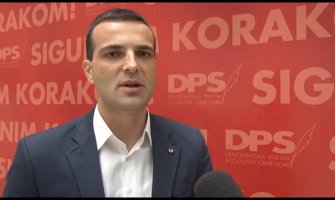 Papović: Oni koji žele spomenik Pavlu Đurišiću priželjkuju vjerske i nacionalne sukobe