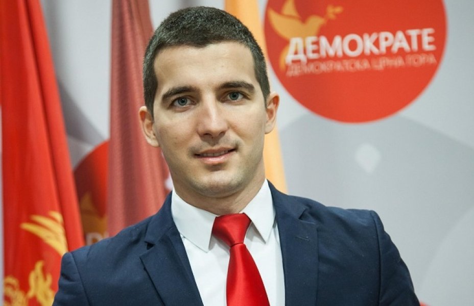 AleksaB