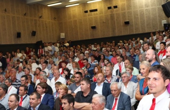 Žabljačke Demokrate: Ostavka Radulovića je u stvari smjena od partijskih drugova