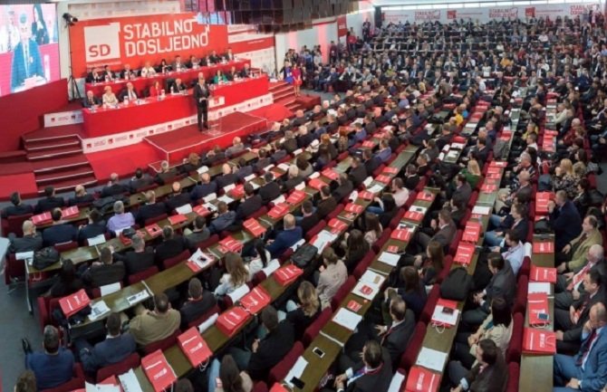 Socijaldemokrate GP URA: Za malverzacije se obratite Krivokapiću