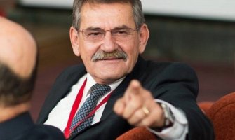 Nrekić izabran za gradonačelnika Ulcinja: Nemamo vremena za gubljenje