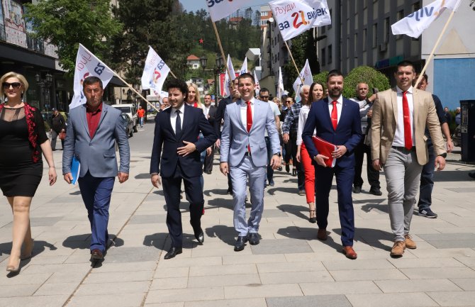Ljujić: Bijelo Polje se nekad dičilo fabrikama, danas semaforima