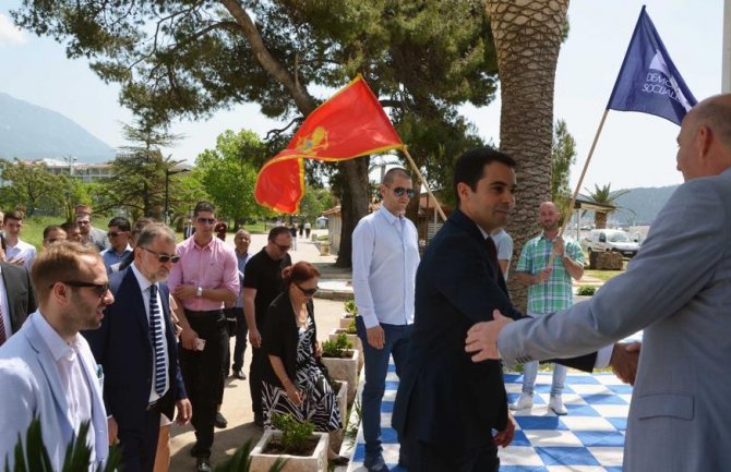 DPS predao liste u Baru, Kolašinu i Plavu