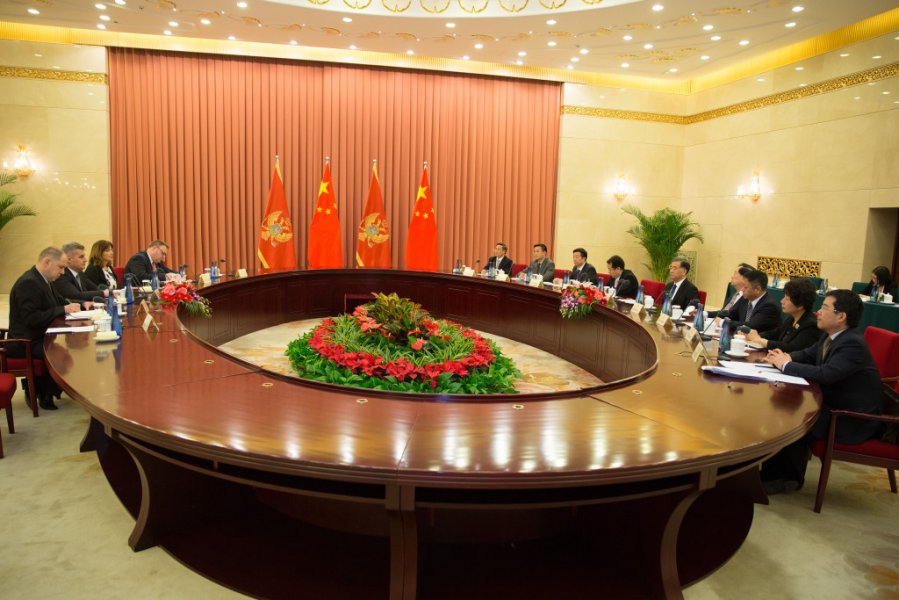 kina4
