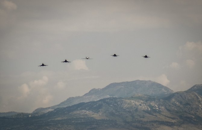  NATO vježba u Podgorici: Italija i Grčka preuzele čuvanje crnogorskog neba(FOTO)