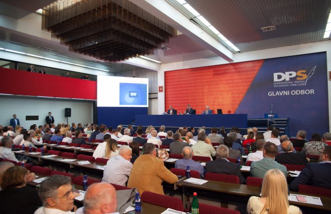 Predsjednike gradskih odbora DPSa biraće neposredno svaki član partije