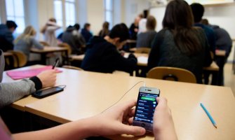 Grčka: U školama zabranjeni mobilni telefoni 