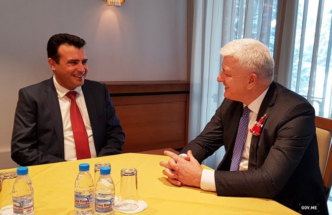 Marković čestitao Makedoncima: Spremni smo da podijelimo iskustvo sa prijateljima