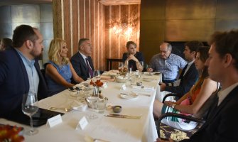 Đukanović u Argentini sa najuspješnijim crnogorskim iseljenikom i majstorom za pravljenje para(FOTO)(VIDEO)