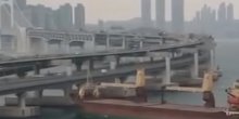 Pijani ruski kapetan brodom udario u kruzer pa u most od 500 milijardi dolara (VIDEO)