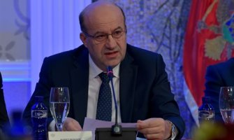 Husović: Vlada vrijedno radi i ne vodi propagandu