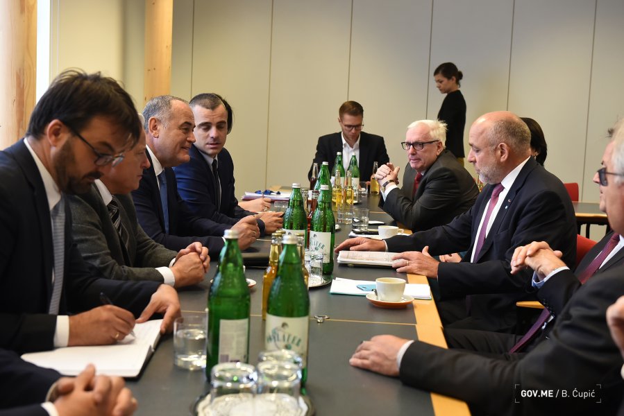 47803051022a926e0d586o