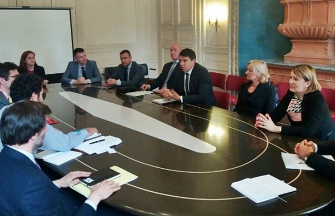 Crna Gora očekuje da EK ostane dosljedna i da vrednuje napredak svake države koja teži članstu u EU