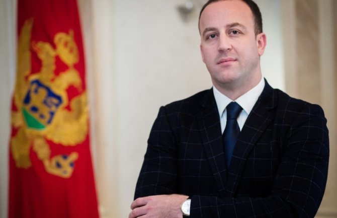 Nikolić: Dijalog o izbornom zakonodavstvu jedini realan pristup