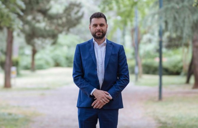 Vujović: Vučić da nauči da je Crna Gora nezavisna