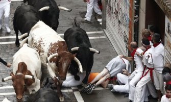 Najmanje petoro povrijeđeno u trci sa bikovima
