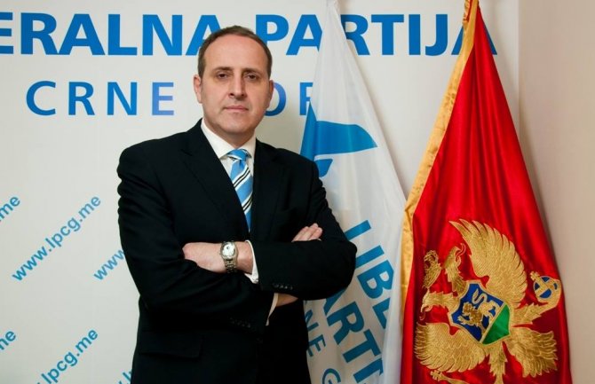 Popović: Građani Crne Gore su dužni da podrže napredak Cetinja da bi njegovim stanovnicima podarili barem dio onoga što su oni nama