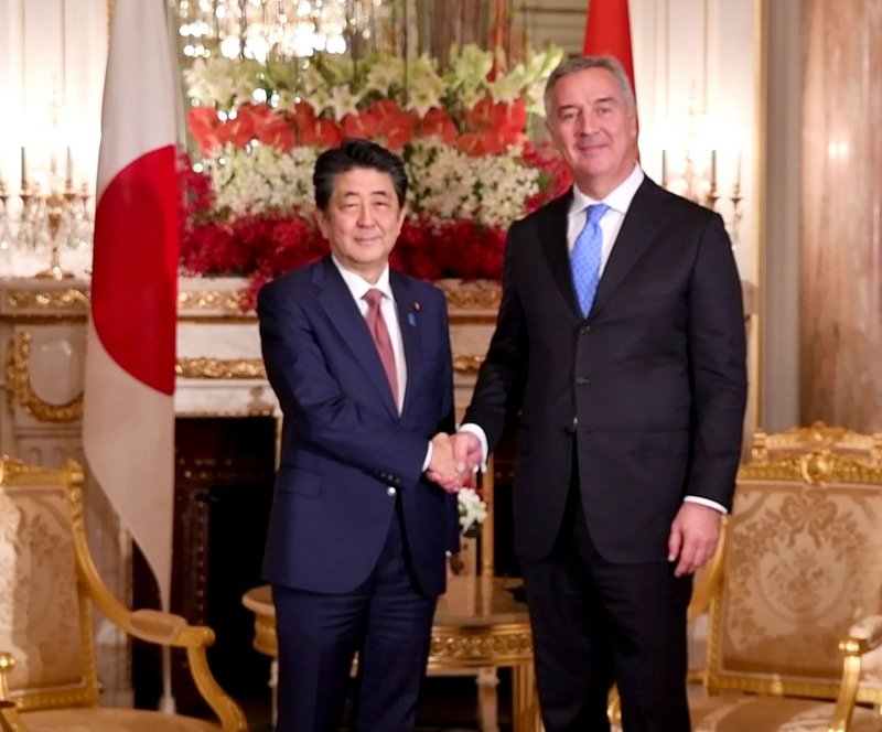ukanoviAbe1