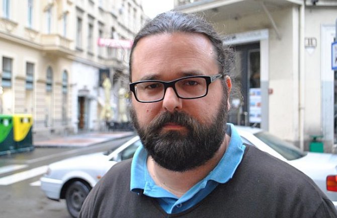 Nikolaidis: Noćas spalimo iluzije. To je dobar početak.