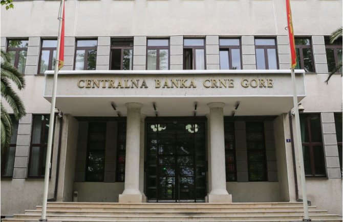 Platni promet u oktobru 1,33 milijarde eura