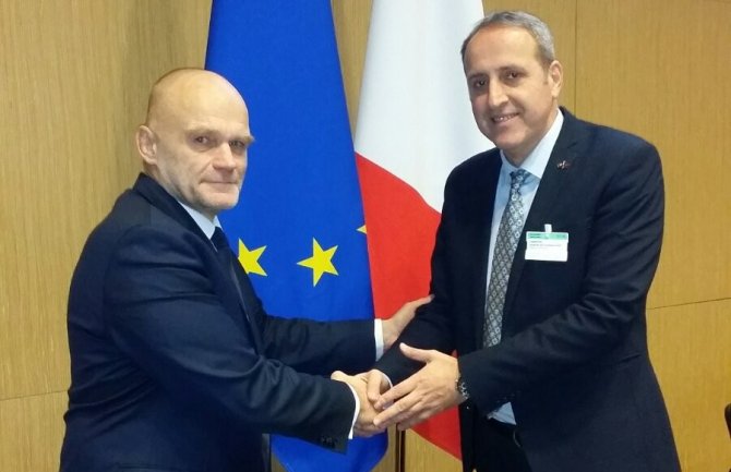 Popović u Parlamentu Francuske: Da konačno razmislimo o novom konceptu liberalizma i slobode za 21. vijek