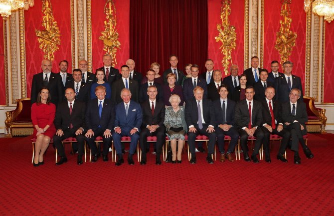 Marković na prijemu kod britanske kraljice Elizabete II