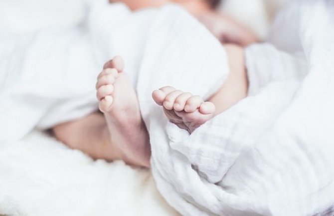 Bolnica prikrila da je romsko dijete prvo rođeno, stiglo izvinjenje direktora