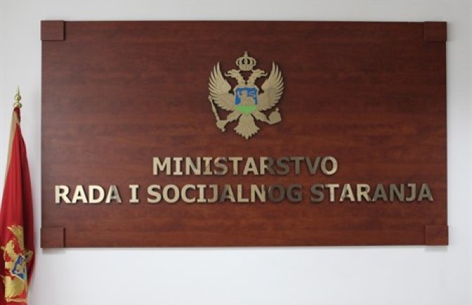Ministarstvo intenzivno unapređuje uslove za rad centara za socijalni rad