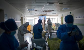 Makedonac i njegova partnerka došli da se testiraju na koronavirus, pa pobjegli