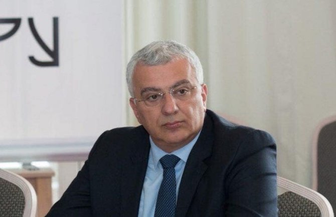 Mandić saslušan zbog sahrane