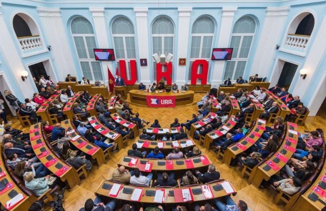 URA: Omalovažavanje svoje zemlje odlika je sramnog političara