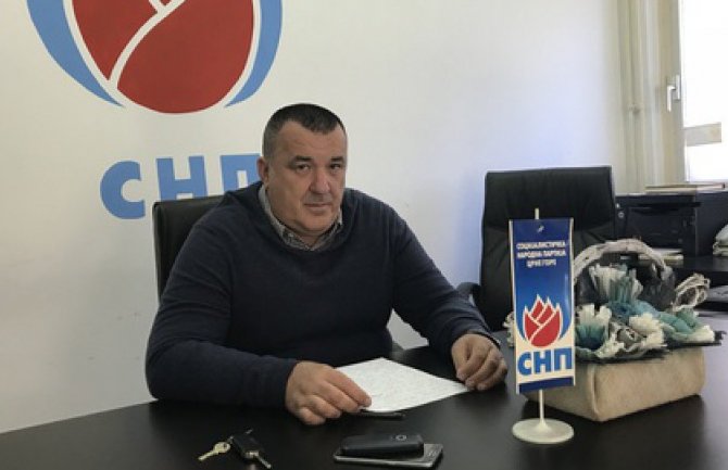 Krsto Rađenović na čelu kluba odbornika SNP Budva 