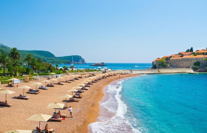 U Crnoj Gori boravi oko 5.800 turista