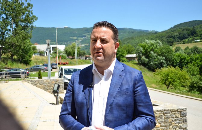 Eraković: Definisali ciljeve u borbi sa koronom, pa prekršili mjere
