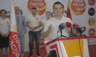 Bečić: Odmah da se prekine s izlaskom na ulice, braća da se zagrle, to je pobjednički put i nijednog drugog biti neće